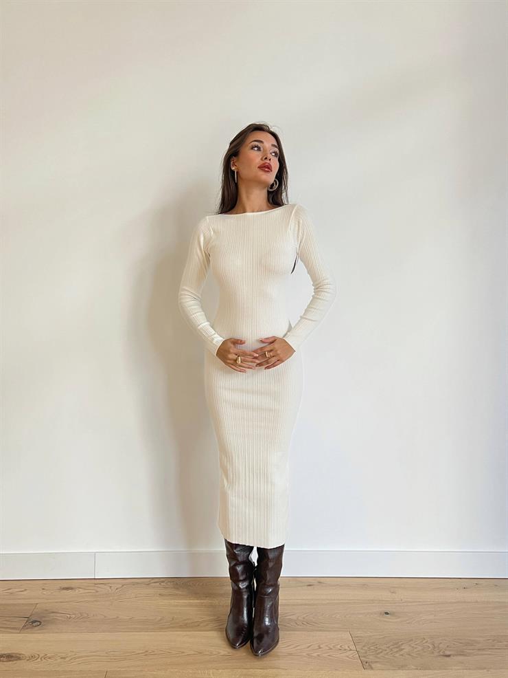 Kayık Yaka Uzun Kollı Dyzek Kadın Bej Elbise 24k000091