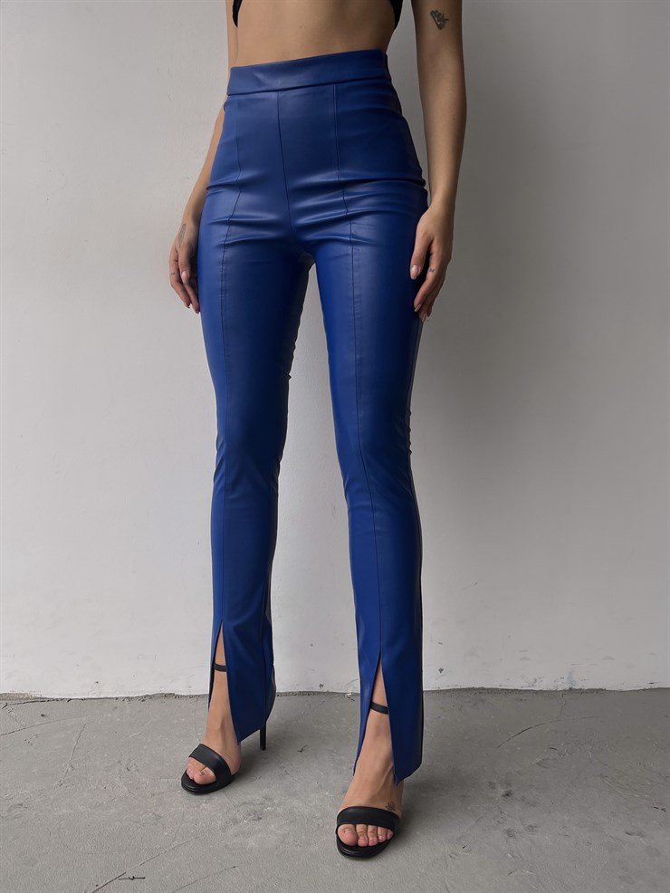 Paçası Yırtmaçlı Edson Kadın Saks Vegan Deri Pantolon 23K000144