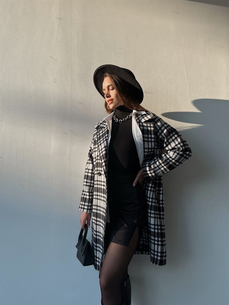 Ekoseli Kruvaze Kapanan Rosalie Kadın Siyah Kaban 22K000159