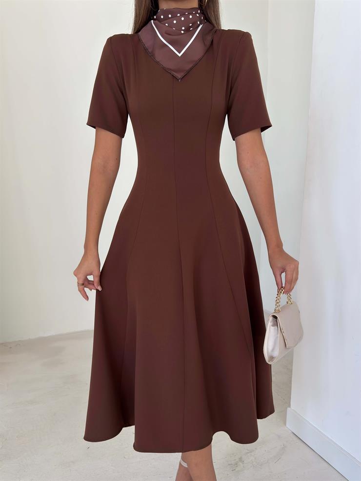 Fularlı Kısa Kollu Dikiş Detaylı Eladi Kahve Kadın Midi Elbise 26K109