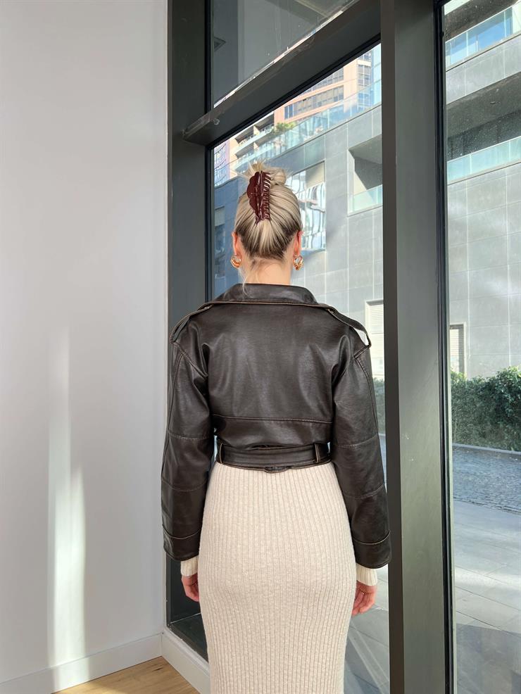 Beli Kemerli Elana Kadın Koyu Kahve Vegan Deri Crop Ceket 24k256
