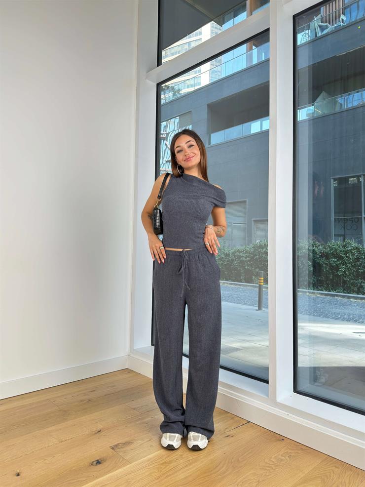 Kısa Kol Bluz Beli Lastikli Bol Paça Pantolon Eldar Kadın Lacivert Fitilli Takım 24Y854