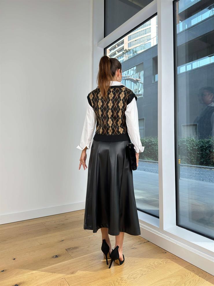 Yüksek Bel Beli Kemerli Dikiş Detaylı Eliane Kadın Siyah Deri Etek 25K074