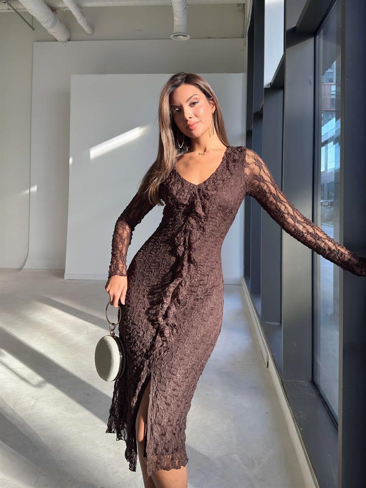 Önü Fırfır Detaylı Yırtmaçlı Dantelli Elias Kahve Kadın Elbise 26K231