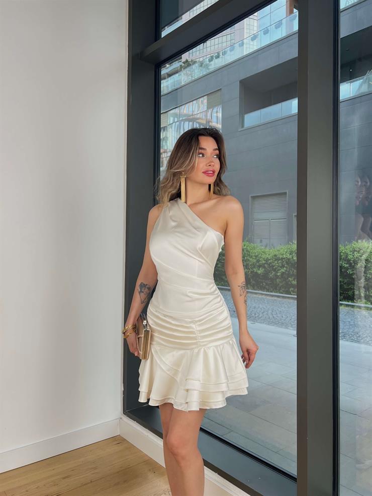 Tek Omuz Drapeli Ellinda Ekru Kadın Saten Mini Elbise 25Y361