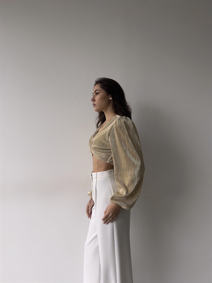 V Yaka Crop Uzun Kollu Emira Kadın Altın Renk Bluz 23K000317