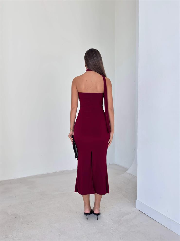 Kendinden Kuşaklı Drape Detaylı Arkası Yırtmaçlı Emrick Bordo Kadın Elbise 26K228