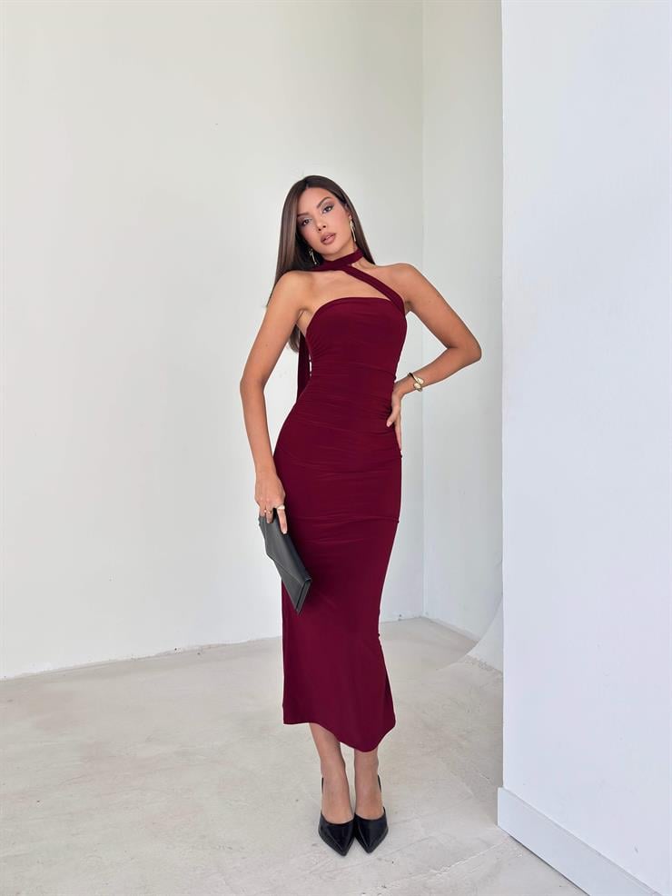 Kendinden Kuşaklı Drape Detaylı Arkası Yırtmaçlı Emrick Bordo Kadın Elbise 26K228