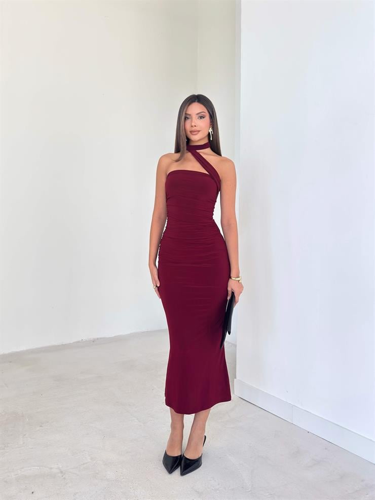 Kendinden Kuşaklı Drape Detaylı Arkası Yırtmaçlı Emrick Bordo Kadın Elbise 26K228