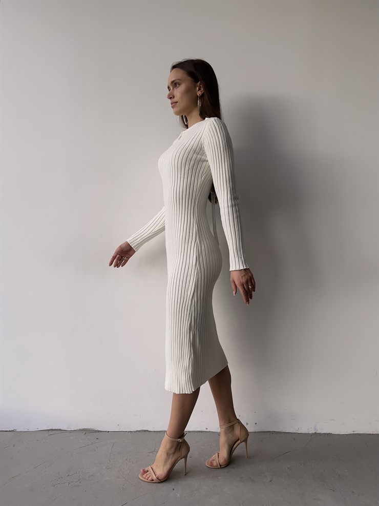 Bisiklet Yaka Uzun Kol Sırt İp Detaylı Erva Kadın Midi Ekru Triko Elbise 23K000374