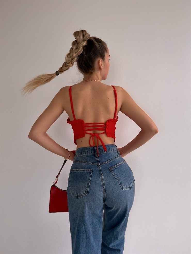 Eteği Üçgen Detay Kalp Yaka Anya Kadın Kırmızı Bluz 22K000571