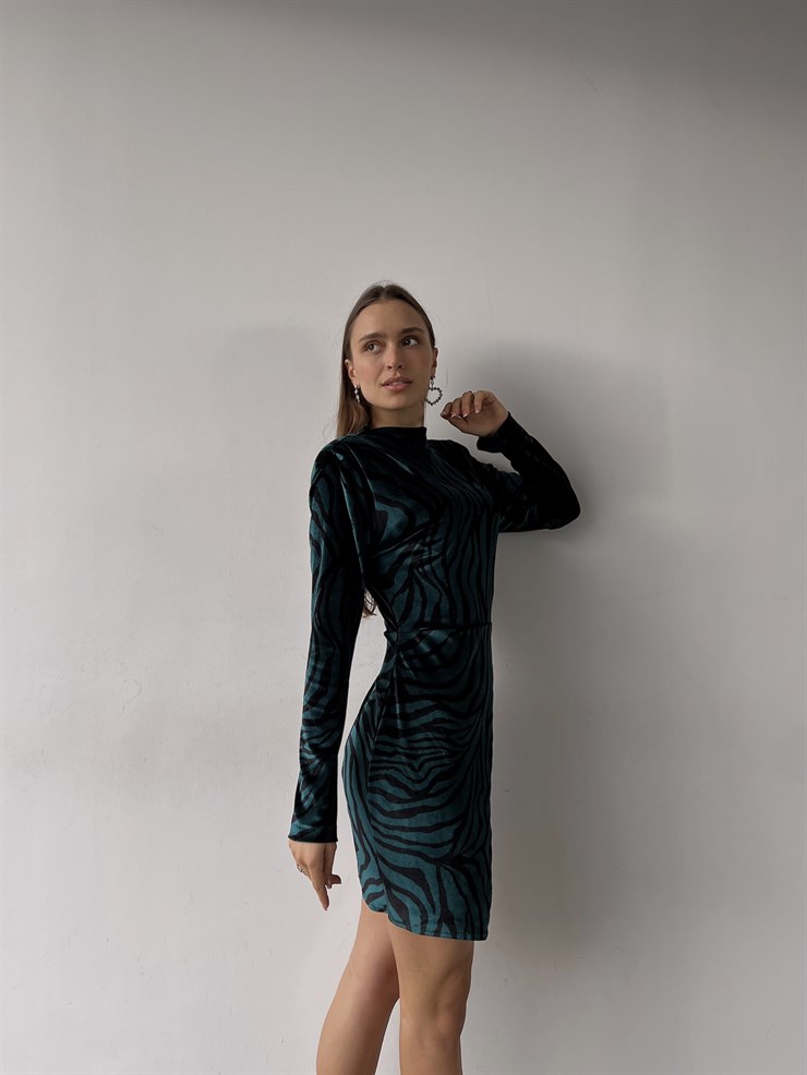 Desenli Uzun Kol Evan Kadın Zümrüt Kısa Elbise 23K000357