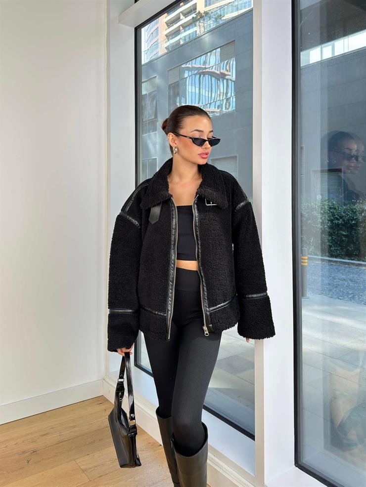 Deri Detaylı Fermuar Kapamalı Vegan Pelüş Fadey Siyah Kadın Mont 25K094