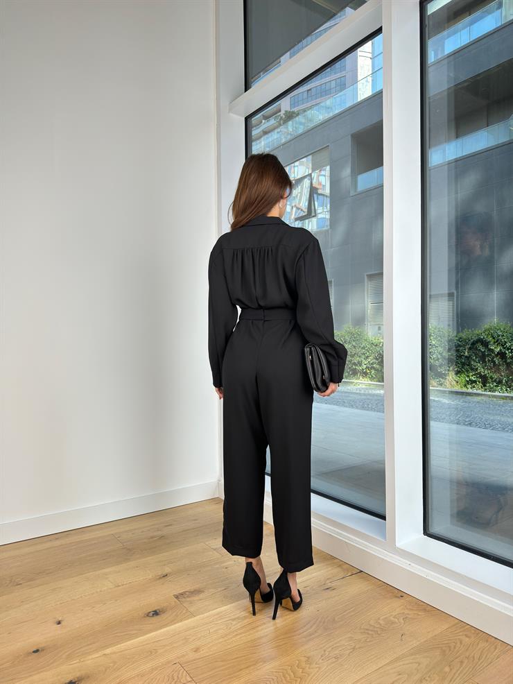 V Yaka Önü Fermuarlı Beli Kemerli Pens Detaylı Fares Kadın Siyah Tulum 24Y394