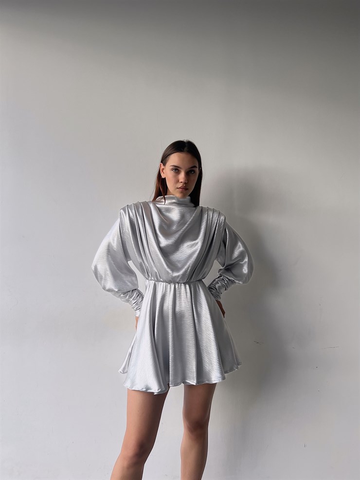 Geniş Manşet Dökümlü Yaka Lastik Bel Feliciano Kadın Gümüş Elbise 22K000070