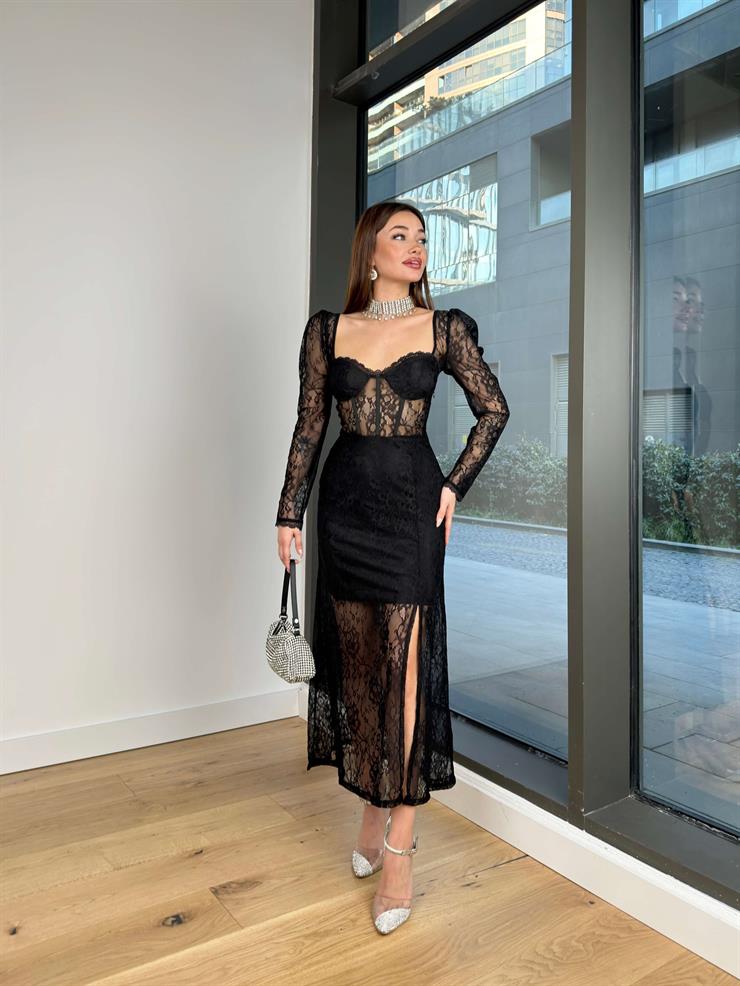 Korse Detaylı Transparan Yandan Yırtmaçlı Fernando Kadın Siyah Elbise 24Y110