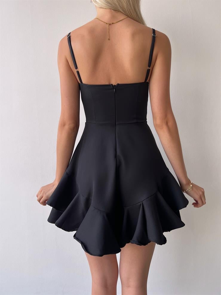 Ayarlanabilir İnce Askılı Eteği Volanlı Finn Kadın Siyah Mini Elbise 23Y000164