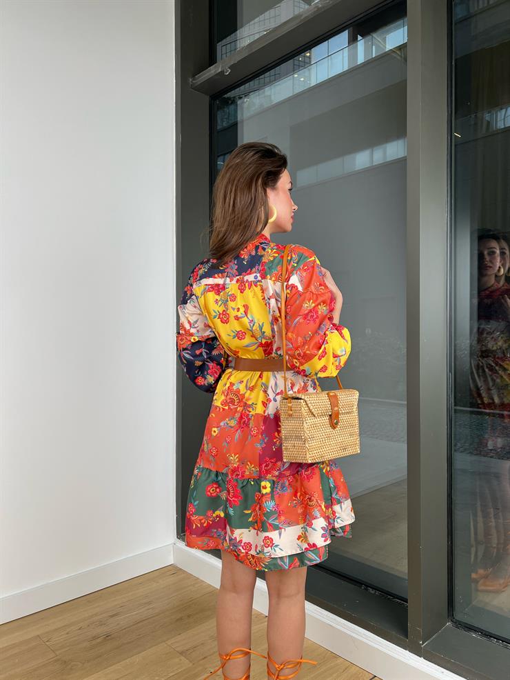 Önü Düğme Kapamalı Yarım Boğazlı Fluke Kadın Renkli Mini Elbise 24Y082