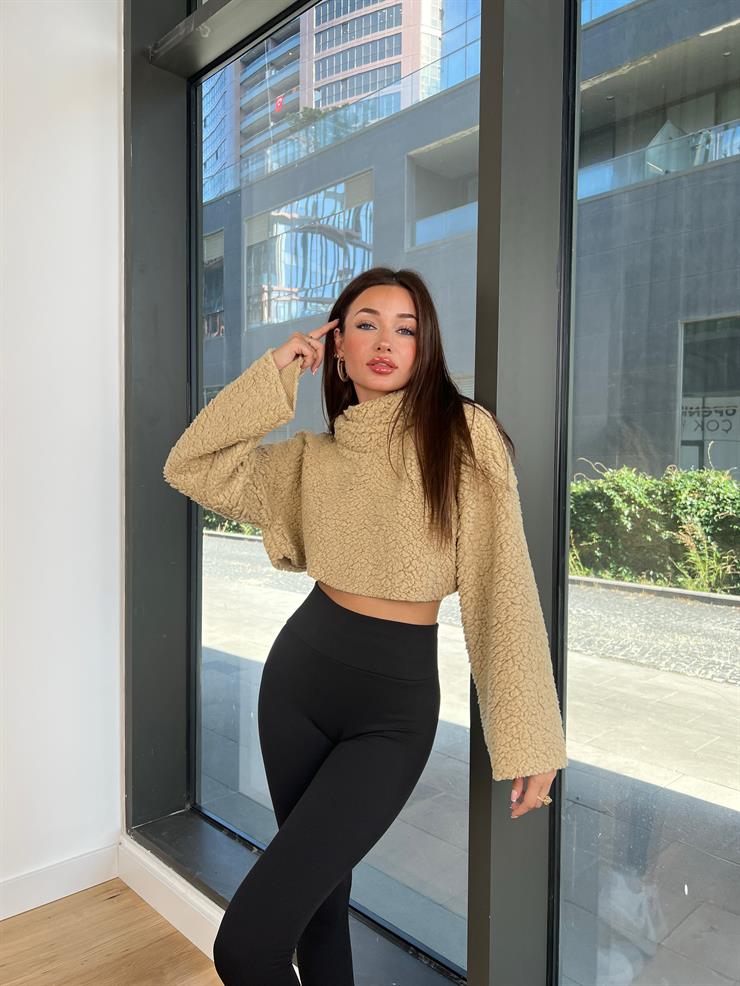 Boğazlı Peluş Frio Kadın Vizon Crop Kazak 24k000168