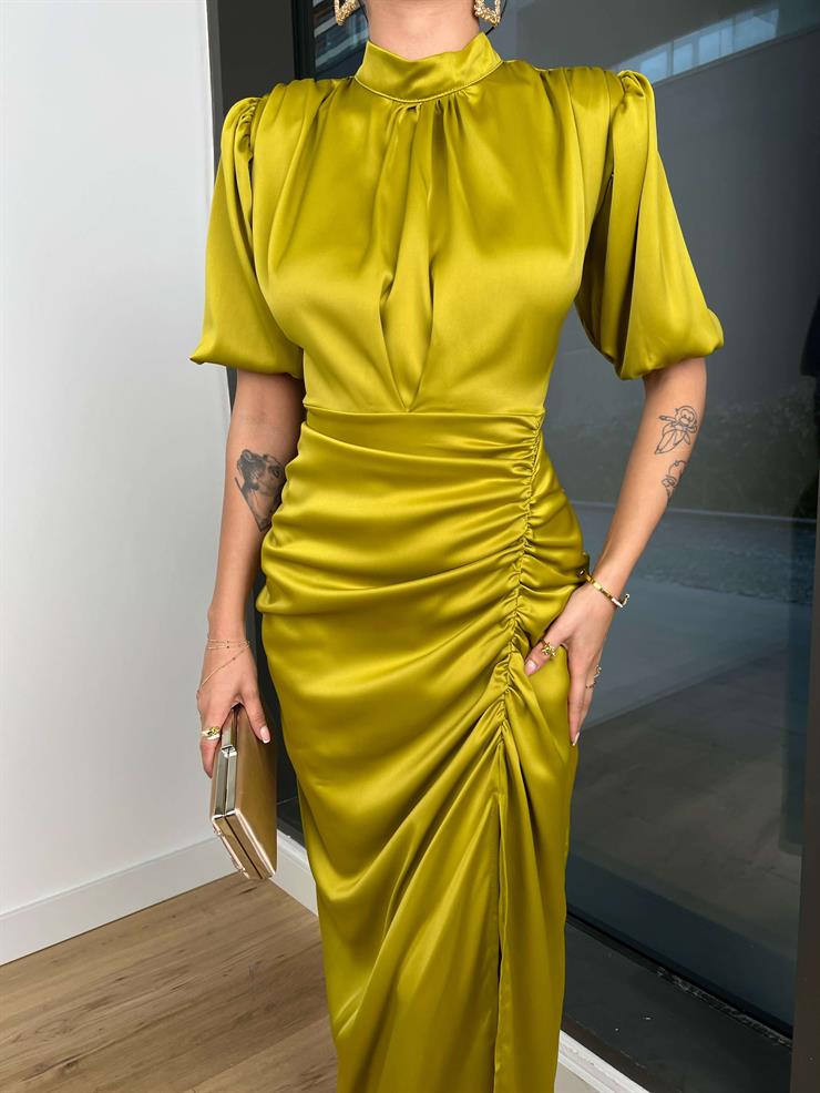 Kısa Kol Saten Önden Yırtmaçlı Drape Gage Kadın Zeytin Yeşili Elbise 22K000431