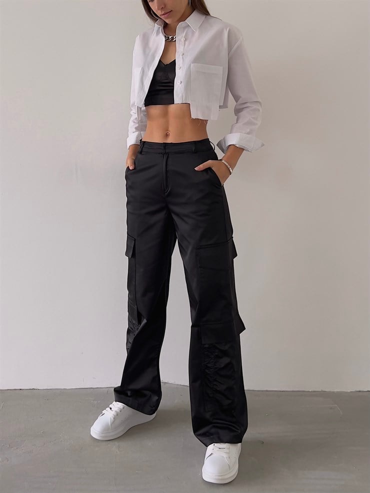 Yanları Cepli Geniş Paça Gekas Kadın Siyah Pantolon 23K000254