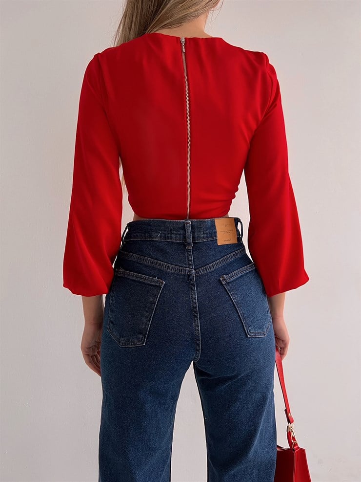 Göğüs Halka Detay Bağcıklı Derin V Mariem Kadın Kırmızı Bluz 22K000582