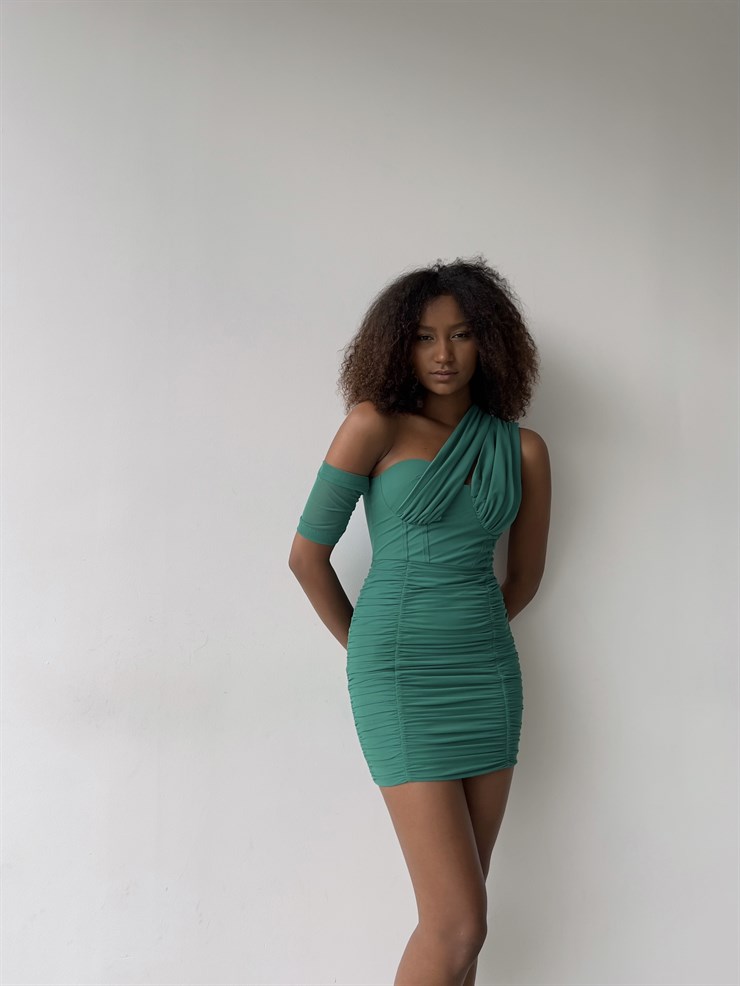 Göğüsü Pencere Detaylı Drapeli Tek Omuz Zanna Kadın Yeşil Mini Elbise 22Y000399