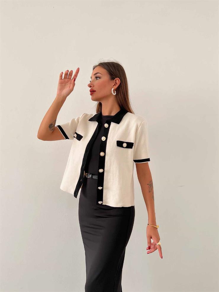 Gömlek Yaka Önü Düğme Kapamalı Yakim Kadın Ekru Kısa Kol Kazak 24k000010