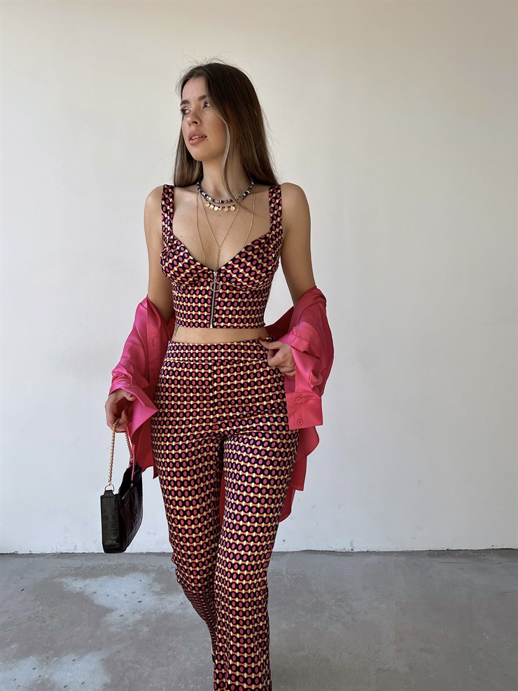 Üst V Yaka Ön Fermuar Kapamalı Alt Yüksek Bel Grande Kadın Fuşya Takım 23K000319