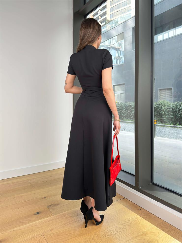 Kalp Yaka Düğme Detaylı Gustin Siyah Kadın Elbise 25Y127