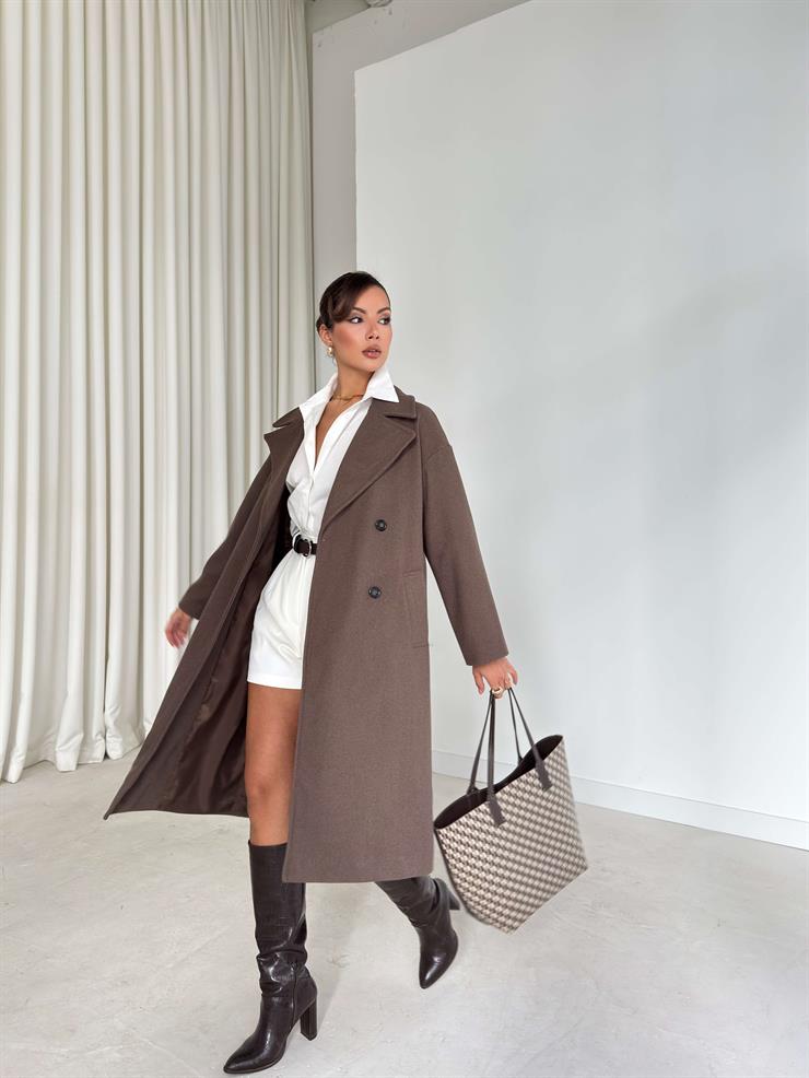 Düşük Omuz Kruvaze Yaka Helida Kahve Kadın Kaban 26K193