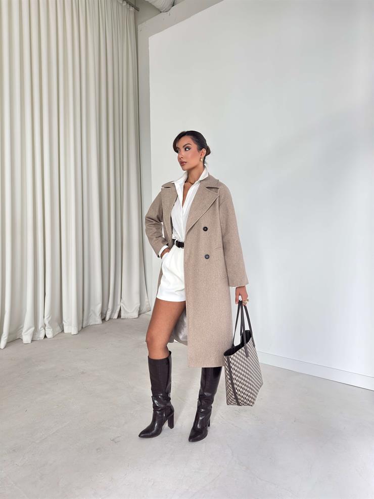 Düşük Omuz Kruvaze Yaka Helida Vizon Kadın Kaban 26K193