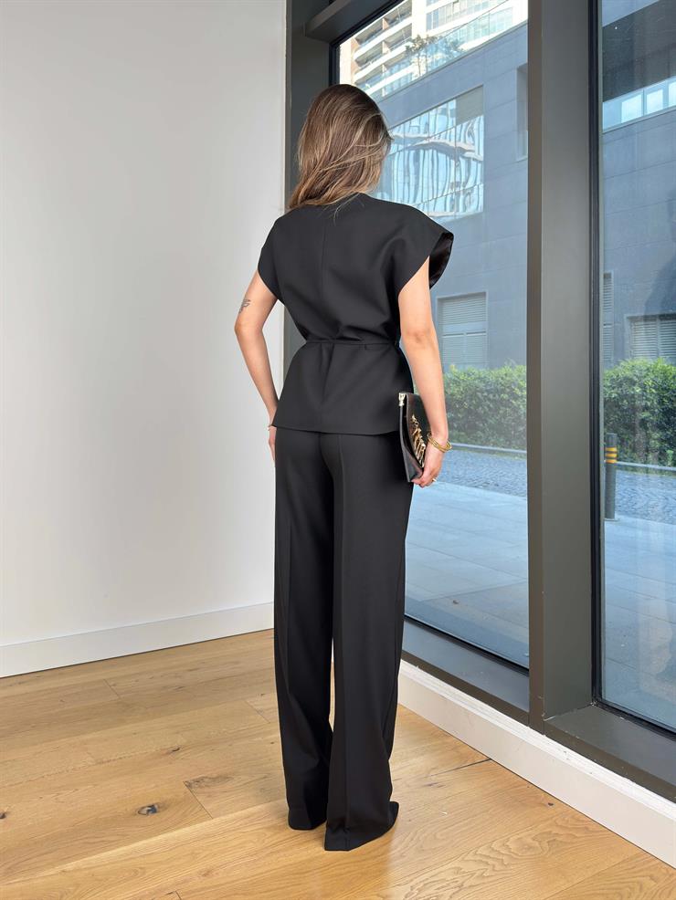 Kruvaze Yaka Belden Bağlamalı Yelek Yüksek Bel Ters Dikiş Detaylı Pantolon Helna Siyah Kadın Takım 25Y130