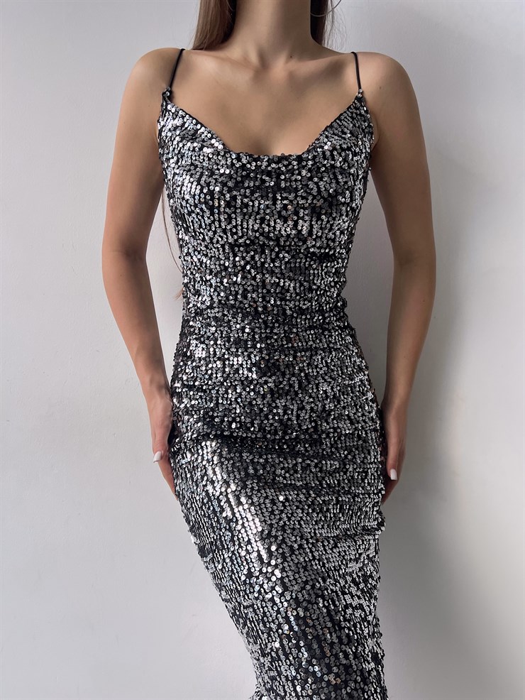 İnce Askılı Pul Payet Helton Kadın Degaje Yaka Siyah Elbise 23K000304