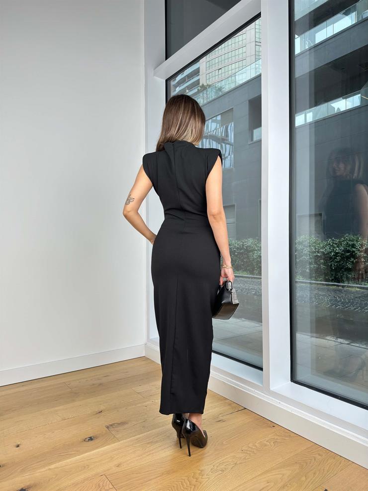 Yarım Boğazlı Drapeli Gül Detaylı Henrin Siyah Kadın Elbise 25K443