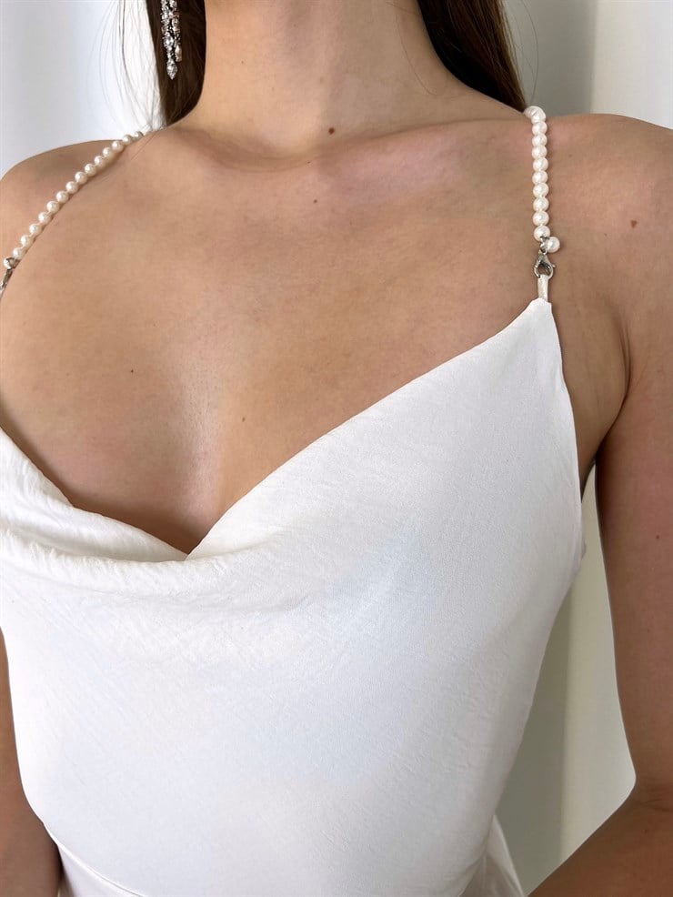 Degaje Yaka Arkası Çapraz Detaylı Boncuk Askı Belden Oturtmalı Herbert Kadın Beyaz Tulum 23K000451