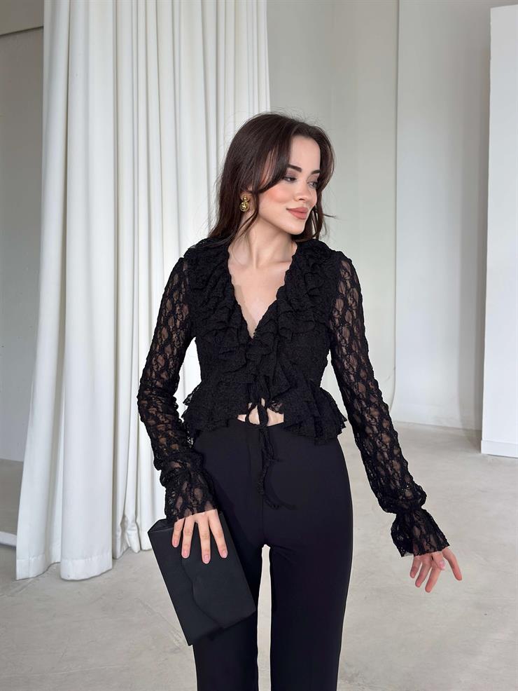 Önü Bağlamalı Fırfırlı Dantel Herina Siyah Kadın Bluz 26K380