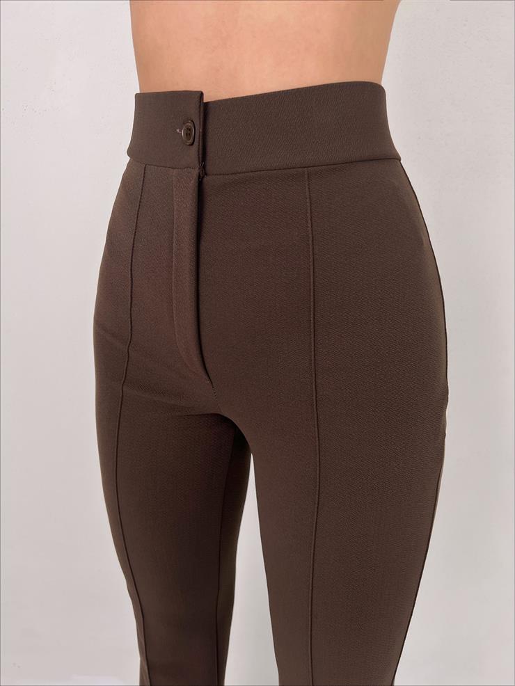 Önü Düğme Kapamalı Paçası Bol Hily Kadın Kahve Palazzo Pantolon 23Y000040