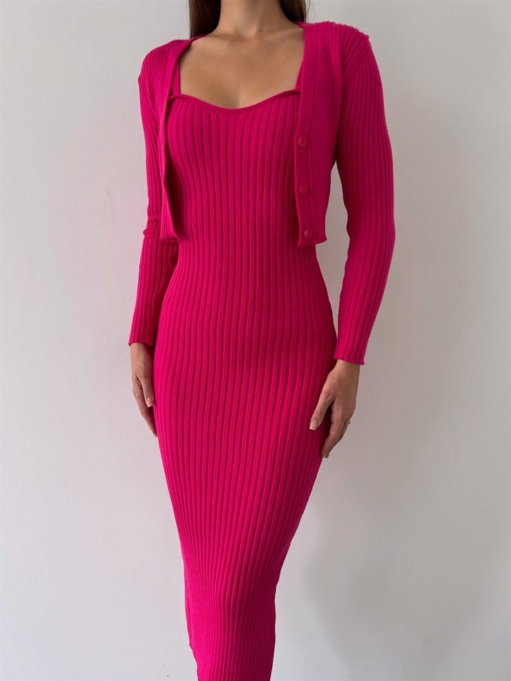 Hırkası Düğme Kapamalı Kalp Yaka Askılı Triko Milena Kadın Fuşya Midi Boy Takım Elbise 23K000157