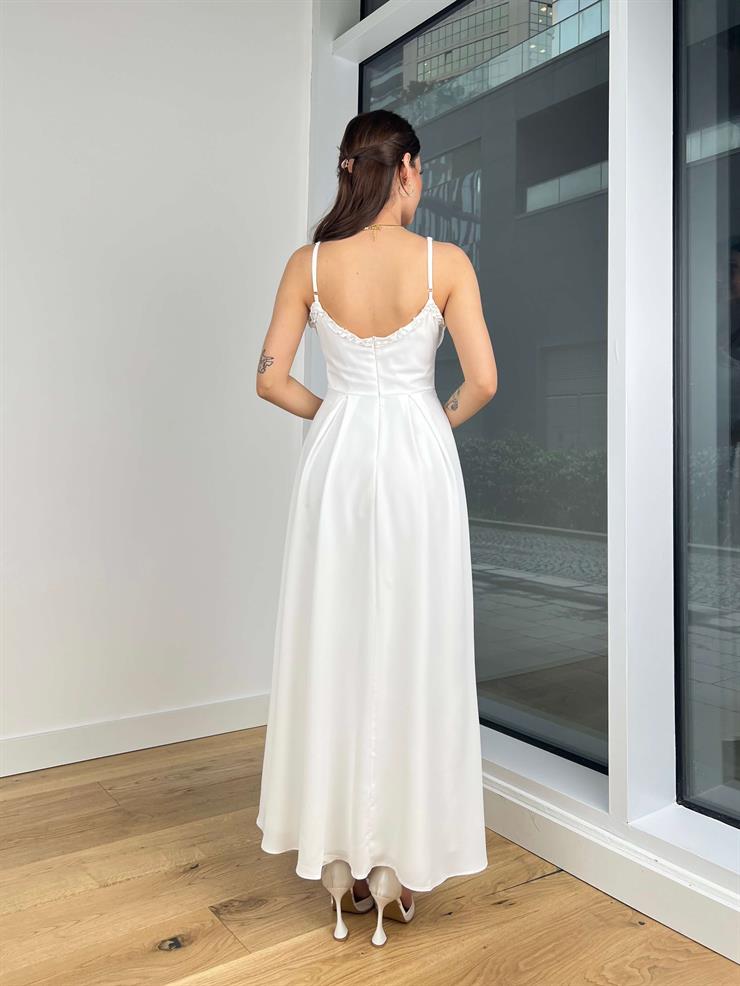 İnce Ayarlanabilir Askılı Kalp Yaka Hubert Kadın Beyaz Elbise 24Y129