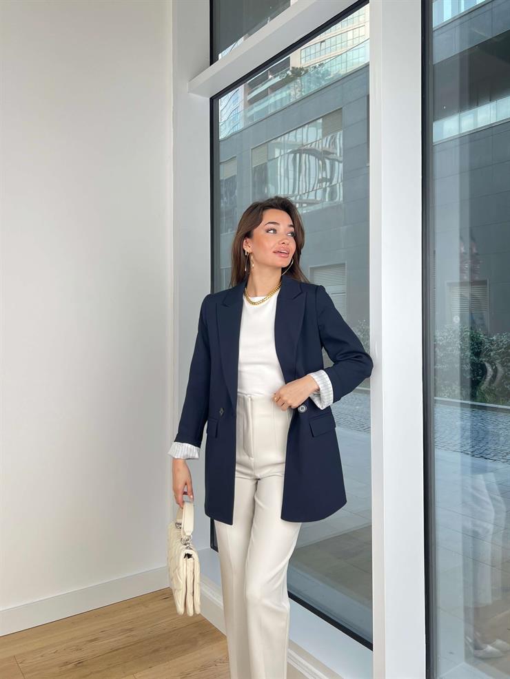 Önü Düğme Kapamalı Human Kadın Lacivert Blazer Ceket 24Y139
