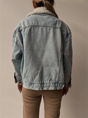 Yıkamalı Jean İçi Kürk Detaylı Kadın Mavi Boyfriend Mont 22K000294