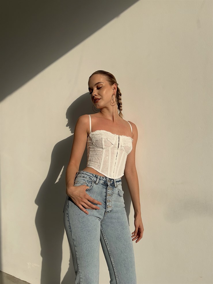 İnce Askılı Dantel Sırtı Çapraz Bağcıklı Korse Sister Kadın Beyaz Crop Bluz 22Y000369