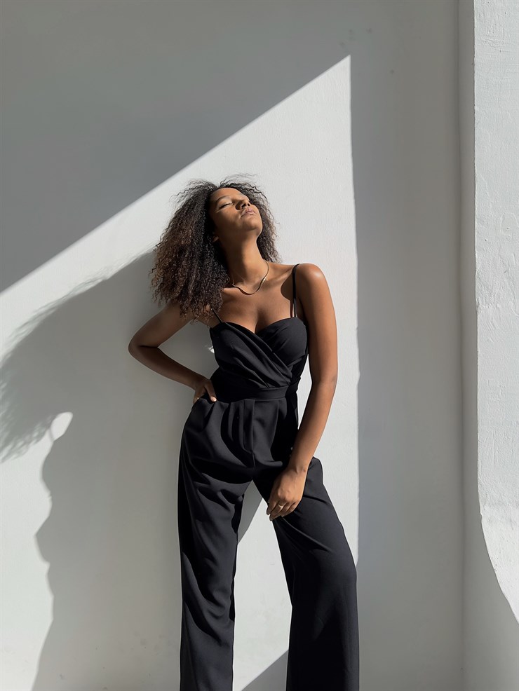 İnce Askılı Kruvaze Yaka Önü Pileli Zama Kadın Siyah Tulum 22Y000445