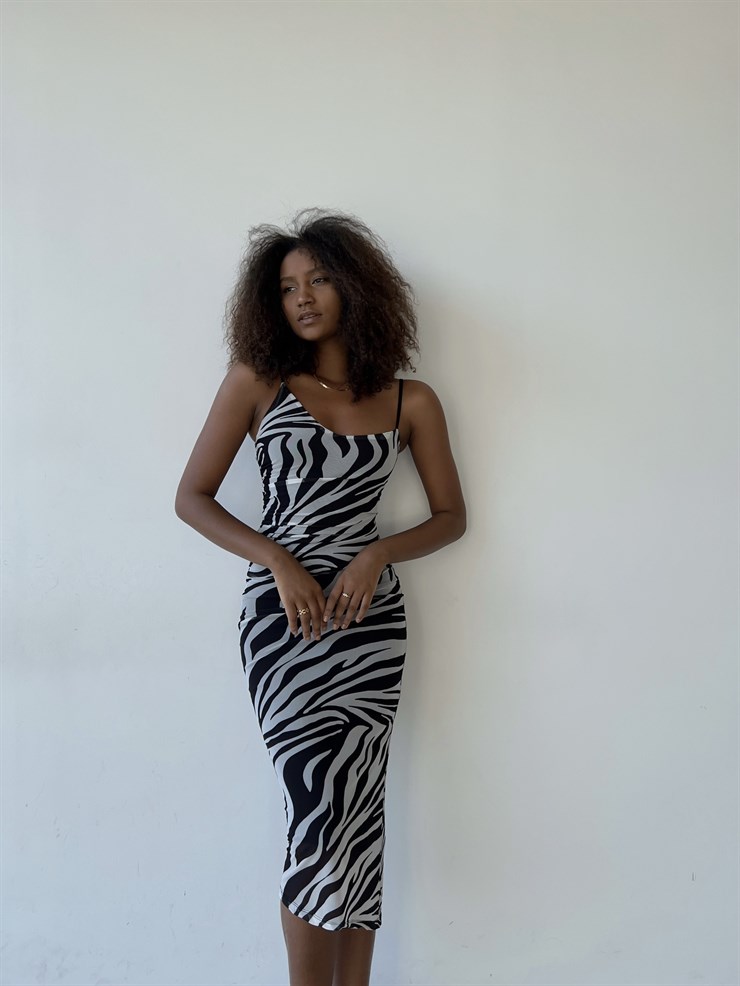 İnce Askılı Midi Boy Zebra Desenli Aldona Kadın Siyah Elbise 22Y000418