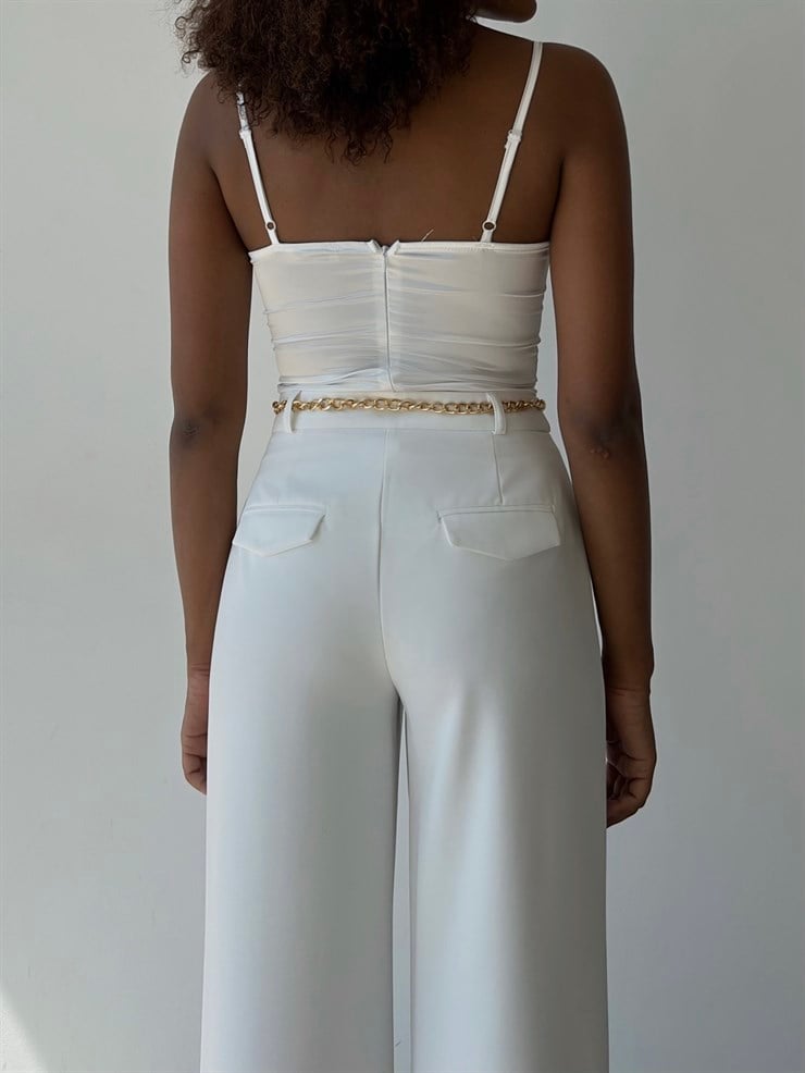 İnce Askılı Saten Göğüs Çevresi Zincir Detaylı Hillard Kadın Beyaz Bodysuit 22Y000404