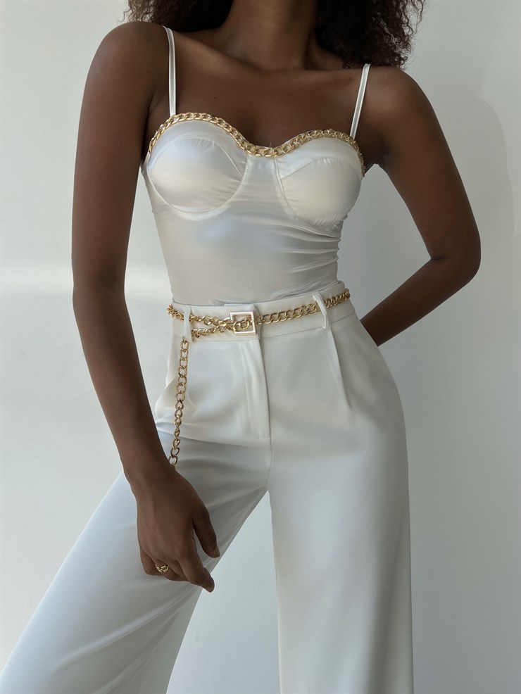 İnce Askılı Saten Göğüs Çevresi Zincir Detaylı Hillard Kadın Beyaz Bodysuit 22Y000404