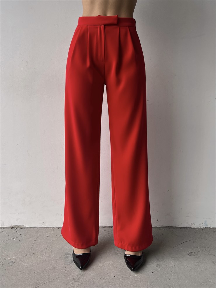 Yanları Cepli Geniş Paça Irina Kadın Kırmızı Pantolon 23K000316