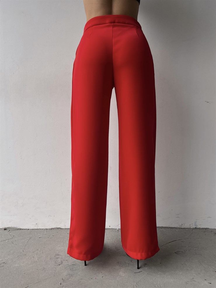 Yanları Cepli Geniş Paça Irina Kadın Kırmızı Pantolon 23K000316