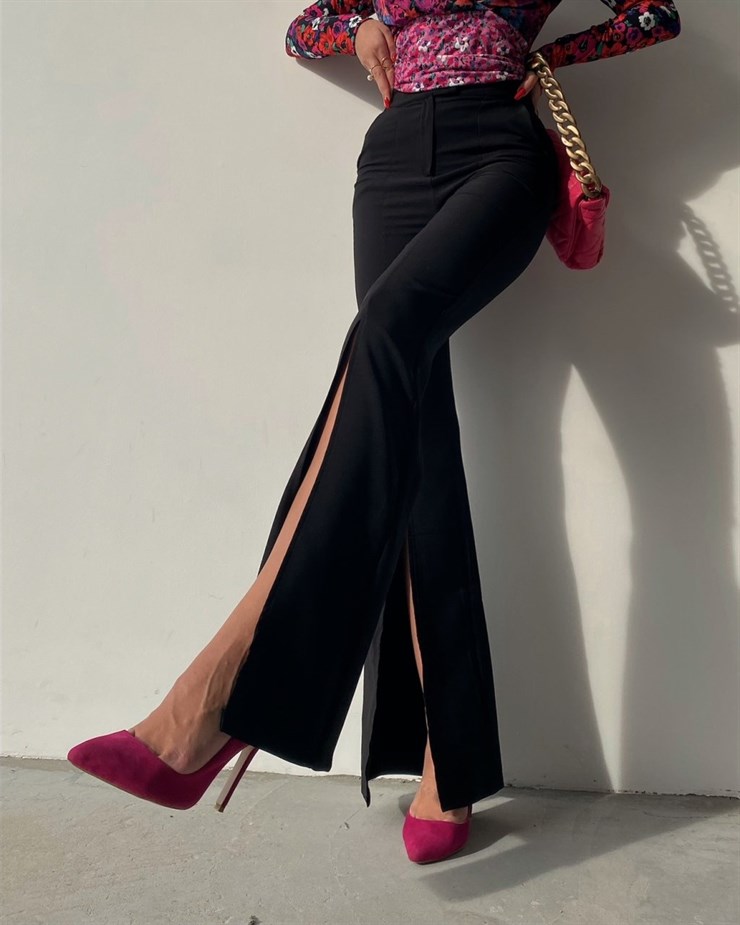 İspanyol Paçası Yırtmaçlı Bryana Kadın Siyah Pantolon 22K000329